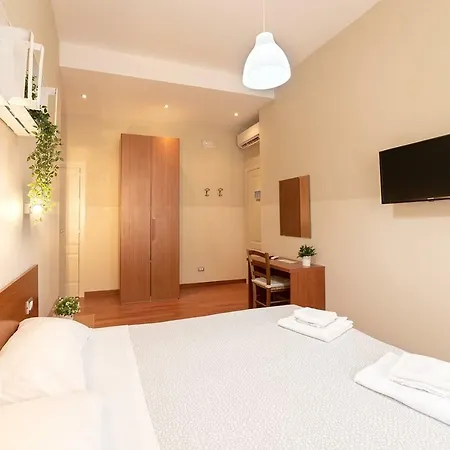 Monaco Catanzaro Guest house 3*