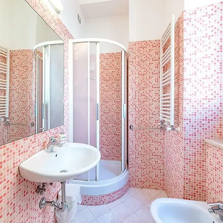 Monaco Catanzaro 招待所 3*